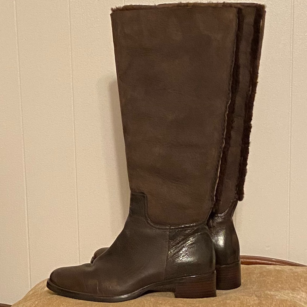 ROCKPORT Modinha women’s Boot size 7.5 Dark Brown 100% Leather / rubber outsole